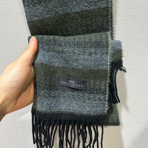 Balenciaga 머플러