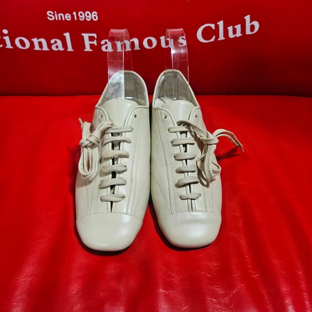 오르(Orr) 플레어 토 플렛 스니커즈 베이지 38.5 size