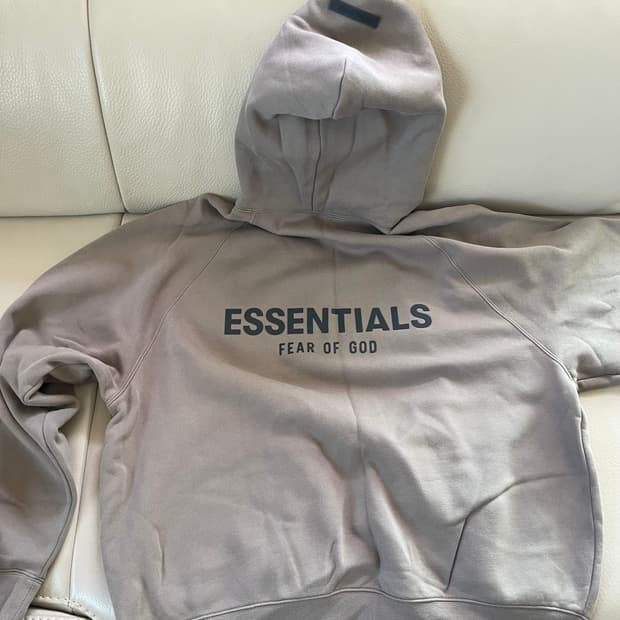 피오갓 에센셜 후드티 L 사이즈 팝니당 (백로고임다)