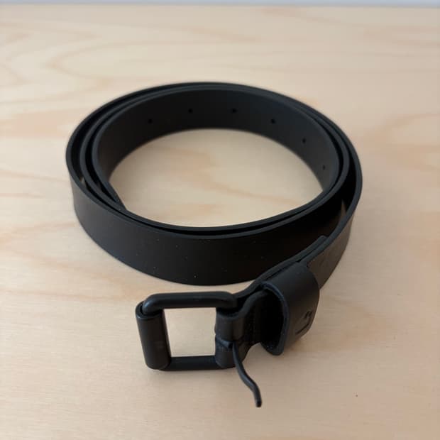 칼하트 WIP 블랙 가죽벨트