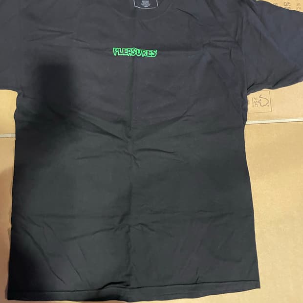 플레져스 Pleasures 티셔츠 라지