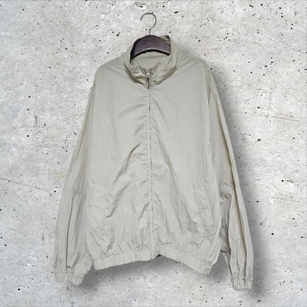 바스락 바람막이 자켓 (FREE)