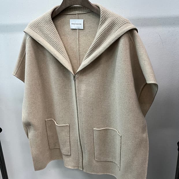 여) 헬렌카민스키 25ss 아일라 울 판초 