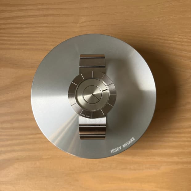 Issey Miyake TO watch