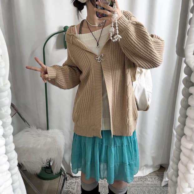 베이지 꽈배기 오버핏 후드 가디건