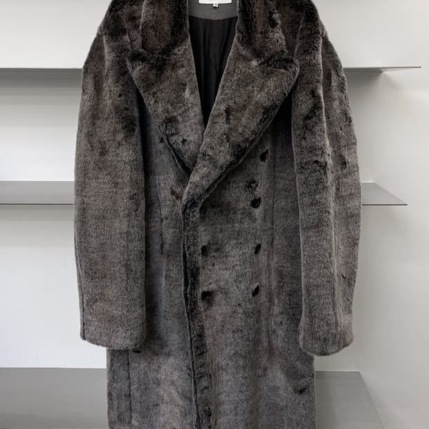 사스콰치패브릭스 20aw Faux Fur 코트