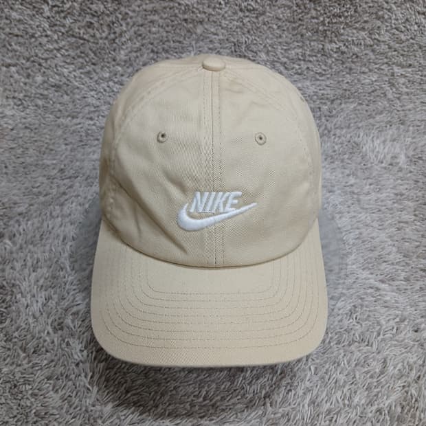 나이키 Classic99 베이지 볼캡
