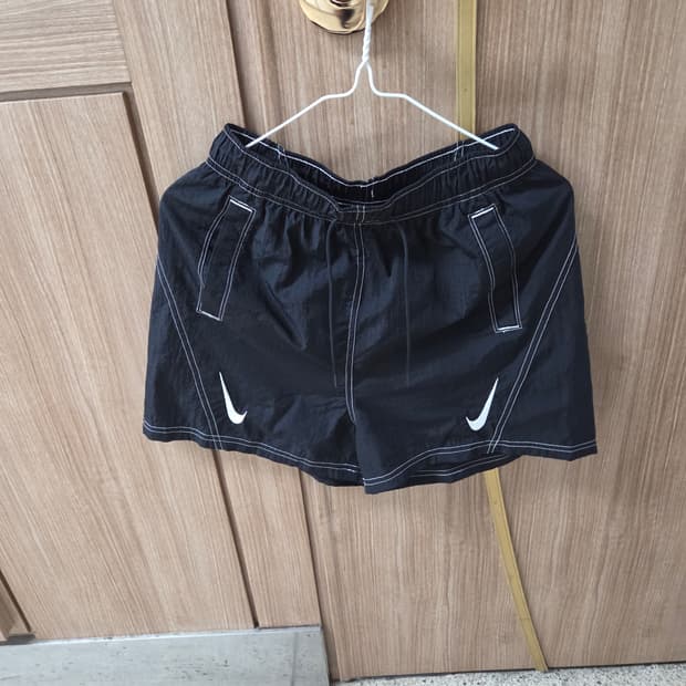 나이키 더블 스우시 여성 반바지 s