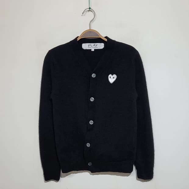 (정품) 꼼데가르송 가디건 블랙 화이트 와펜 AZ N062 