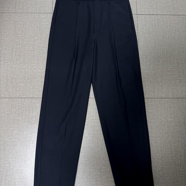 포터리 원 플리츠 슬랙스 다크네이비 1