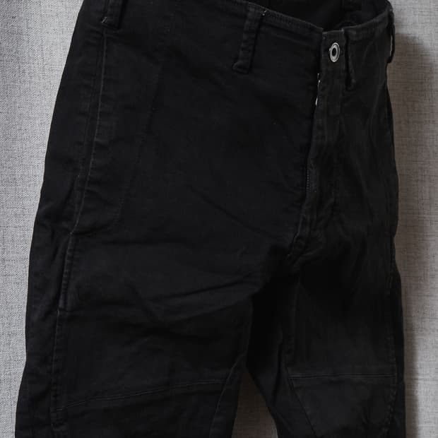 Julius 17ss 블랙 라이더 크롬 팬츠