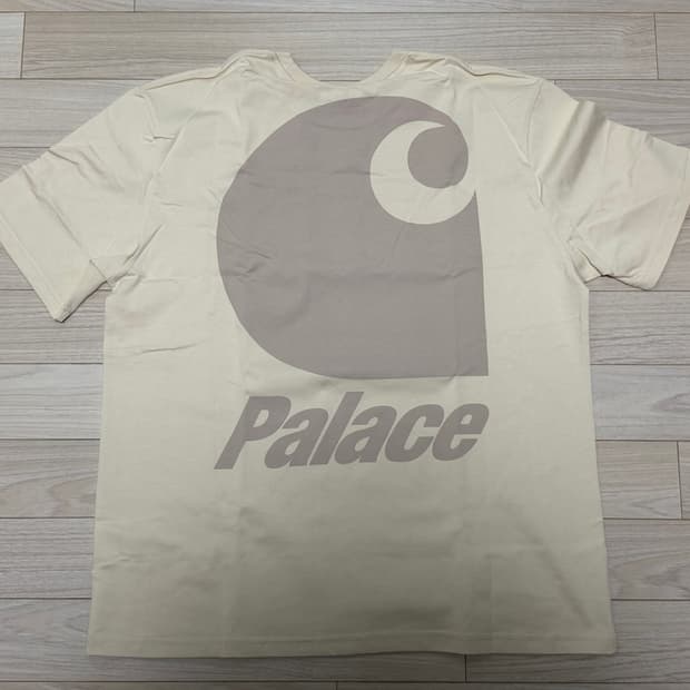 팔라스 칼하트 콜라보 반팔