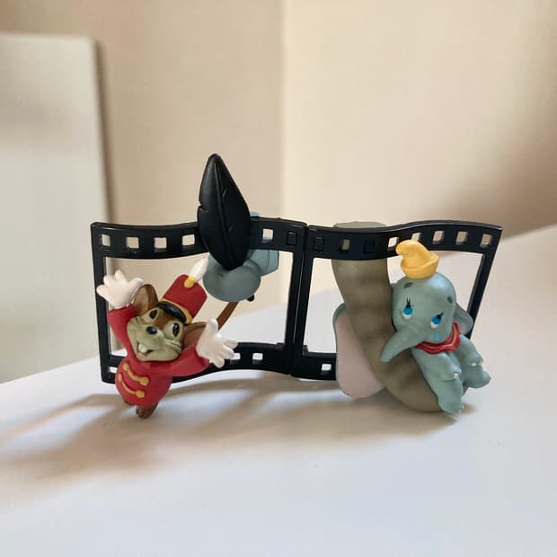 디즈니 빈티지 덤보 티모시 필름 가챠 피규어