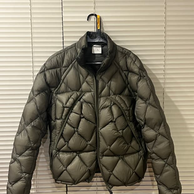 로아하이킹 다운 패딩 다크 그레이