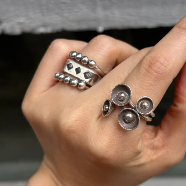 Cluster Flower Statement Karen Silver Ri