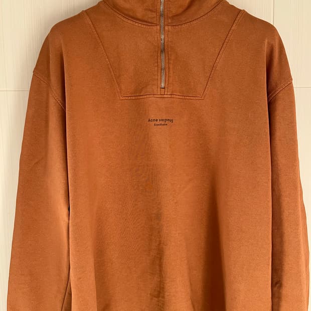아크네 스튜디오 하프넥 스웻셔츠 XL