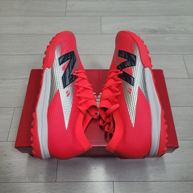 (270)뉴발란스 풋살화 퓨론 V8 Team TF[대전 직거래도 가능]