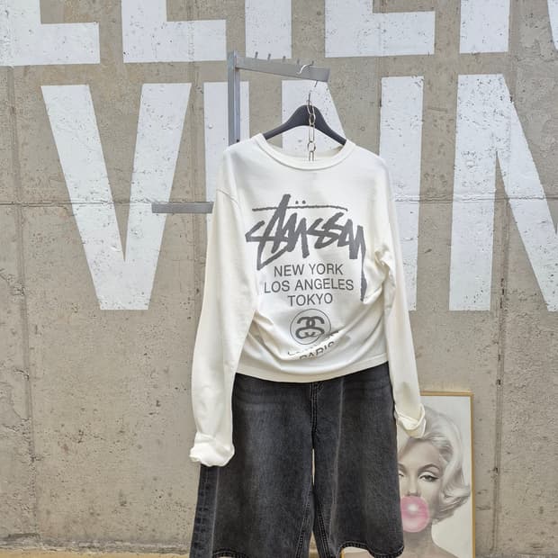 스투시 긴팔티셔츠