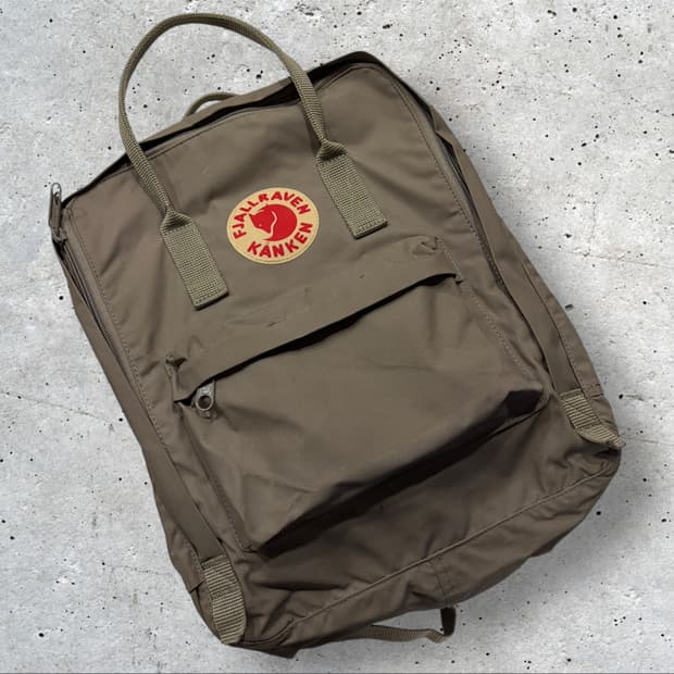 피엘라벤 칸켄 백 백팩 카키 그레이