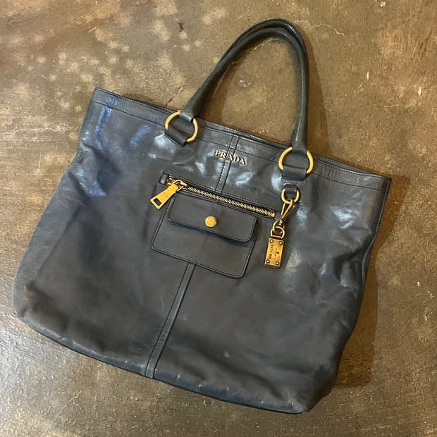 프라다 비텔로 샤인