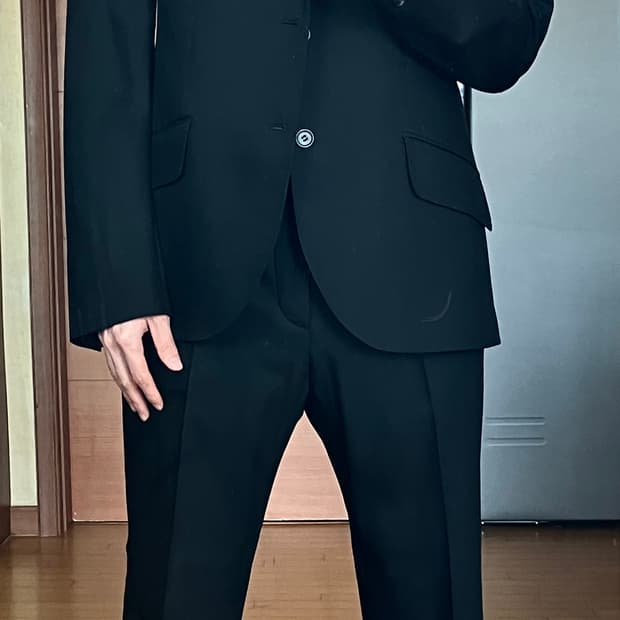 알렉산더 맥퀸 수트