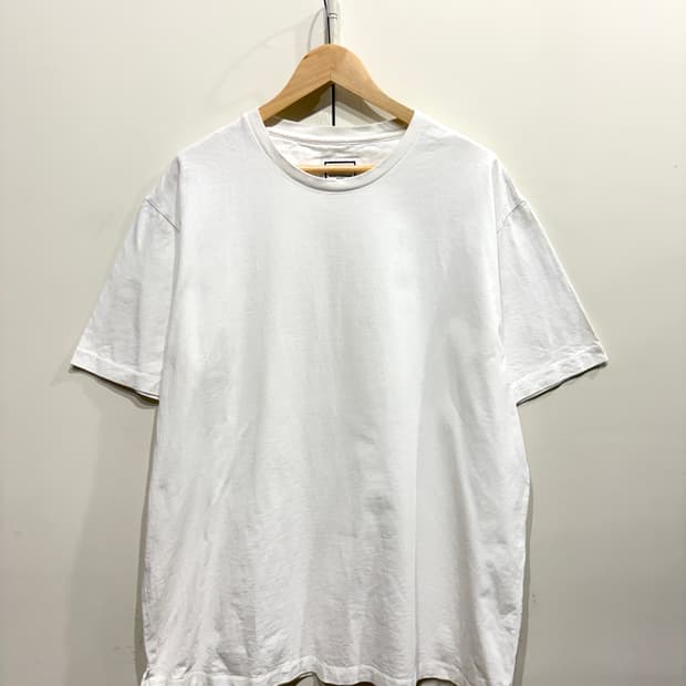 우영미 코튼 반팔 티셔츠