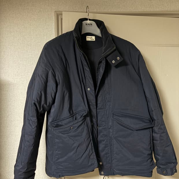 러프사이드 24FW 인슐레이션 컴뱃 파카 네이비