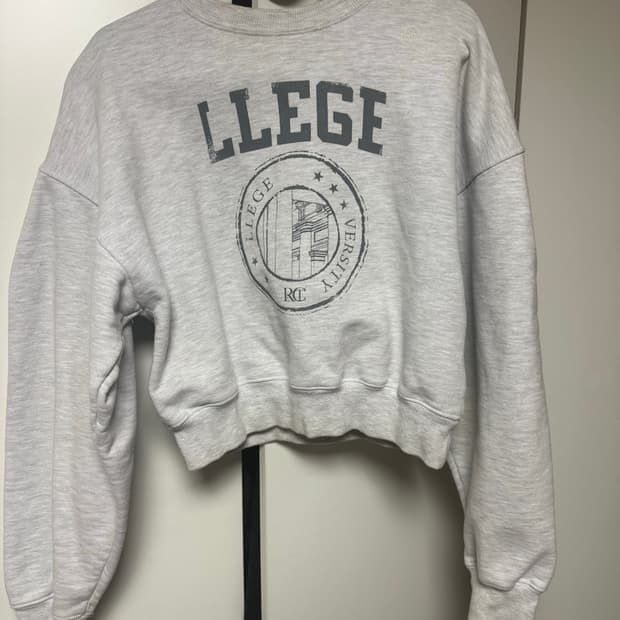 렉토 크롭 맨투맨