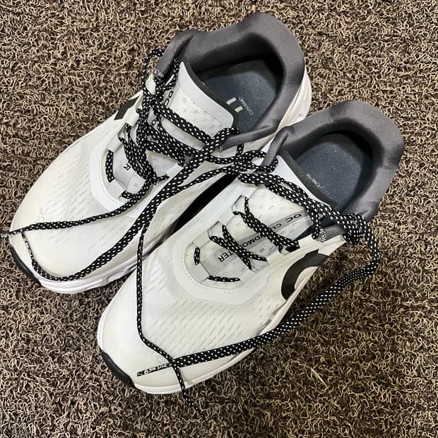 On 클라우드몬스터 / Cloudmonster White-Black