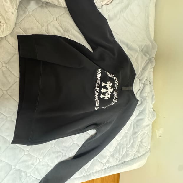 크롬하츠 세메터리 스웻셔츠 판매합니다 2xl