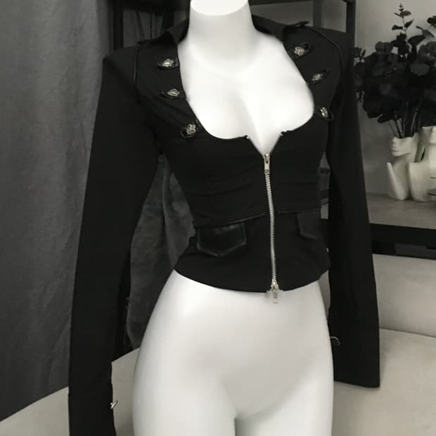 ༒ Gothic cropped long sleeve