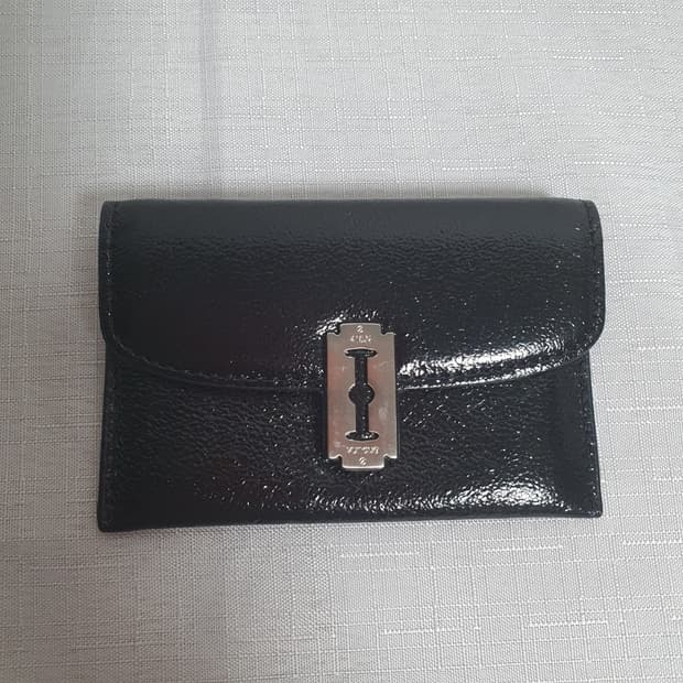 분크 오캄 룬 카드지갑