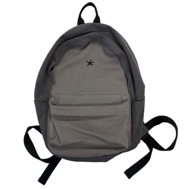 더콜디스트모먼트 백팩