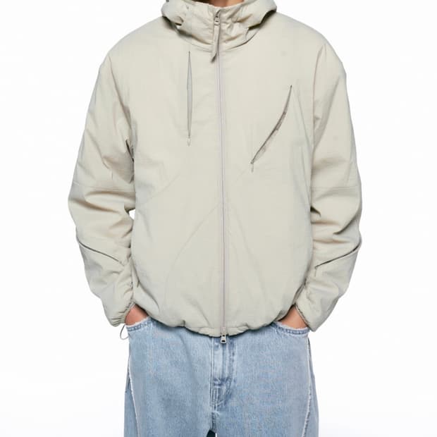 인사일런스 소프트쉘 점퍼