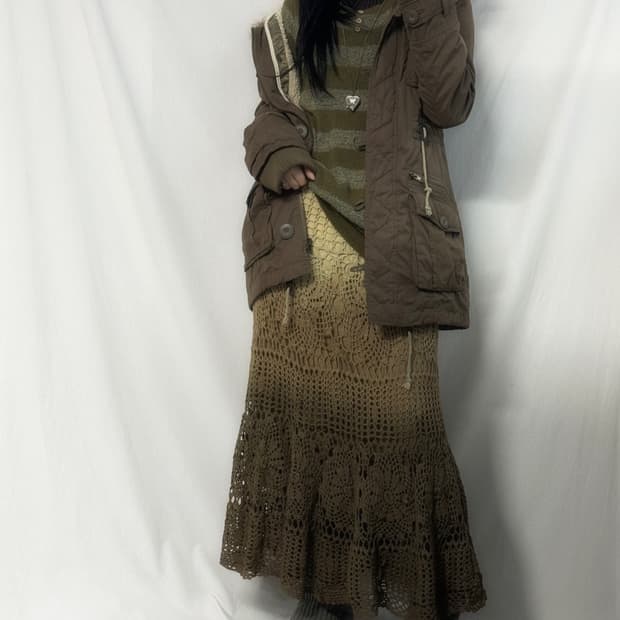 세실맥비 그라데이션 크로셰 롱 스커트