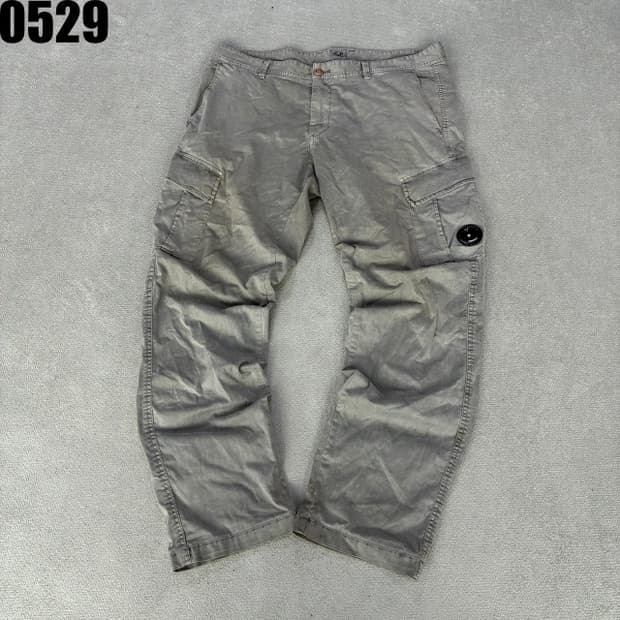 CP컴퍼니 카고바지 