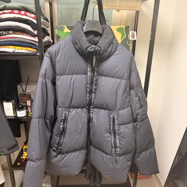 CP컴퍼니 패딩 XXL BI-TM