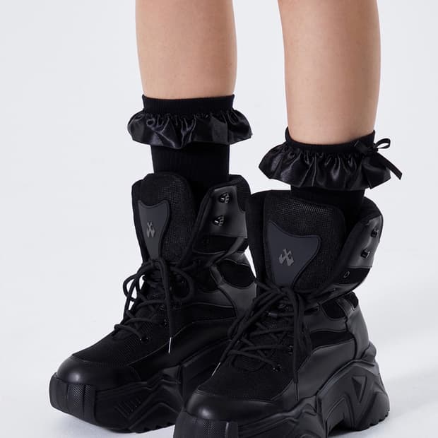 YEEL PLATFORM BOOTS SNEAKERS BLACK