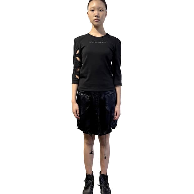 오들리워크샵 컷아웃 티 Bustle 3-Quarter Cutout Tee
