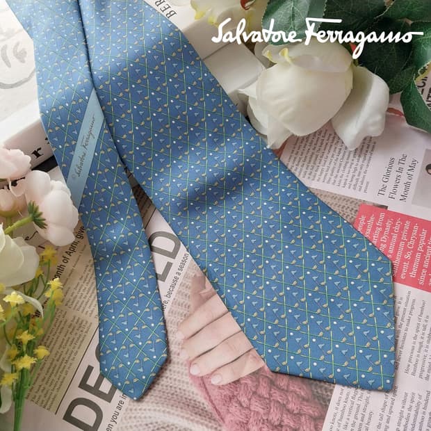 살바토레 페라가모 실크 골프패턴 넥타이 9.3cm B등급 K1266
