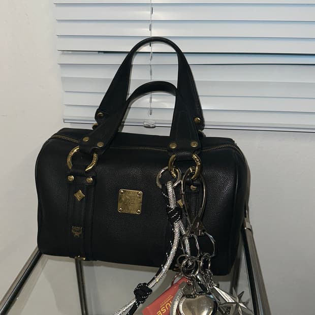 성주택)MCM 토트백 블랙 금장 인보이스(매장탭)