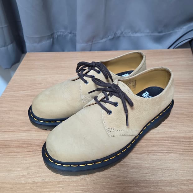 닥터마틴 1461 샌드밀드 260