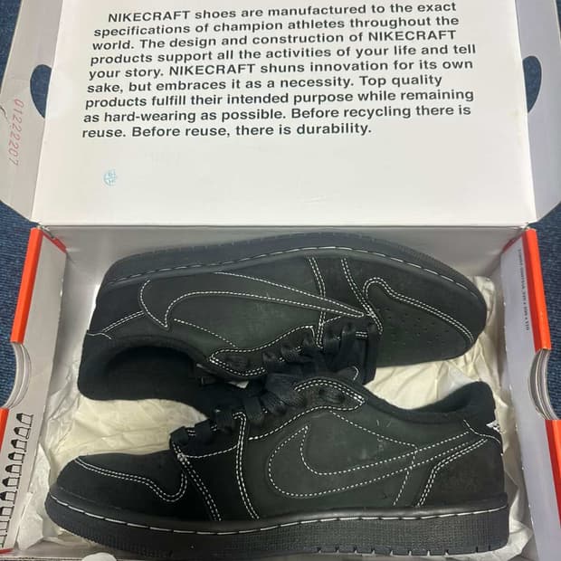 나이키 조던 1 X 스캇 레트로 OG 팬텀 로우 스니커즈