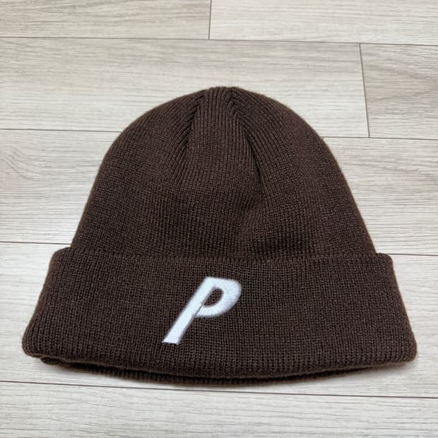 Palace p logo beanie 