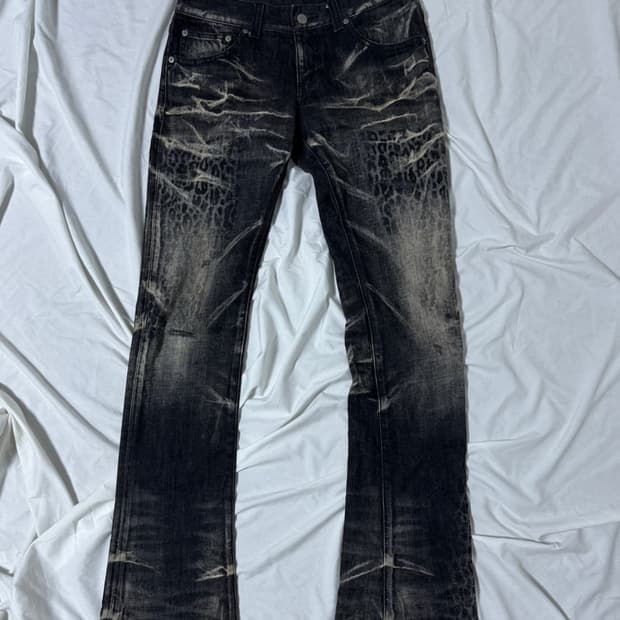 Tornado Mart Leopard Pattern Flared Jean