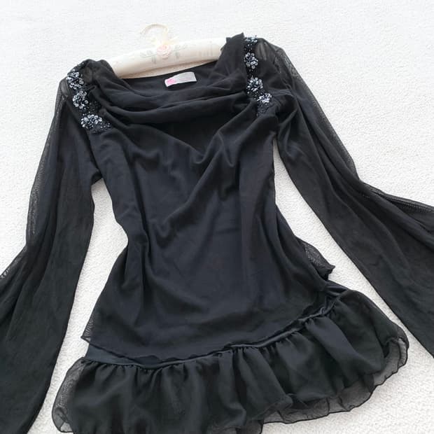 블랙페어리 시스루 우아 블라우스
