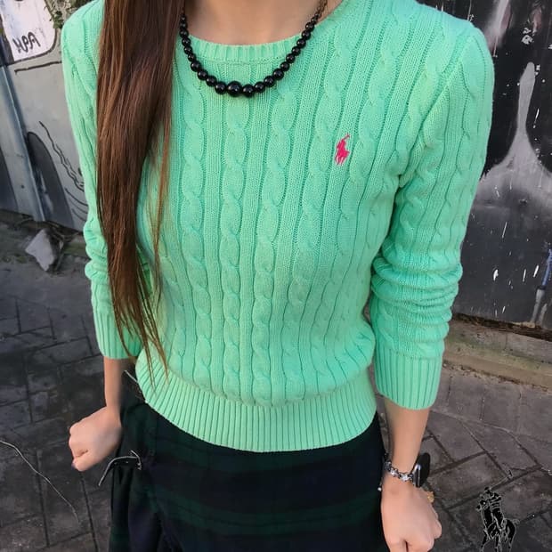 폴로 케이블 니트