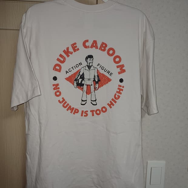 어반디타입 반팔티셔츠 M