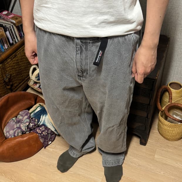 디스이즈네버댓 바지