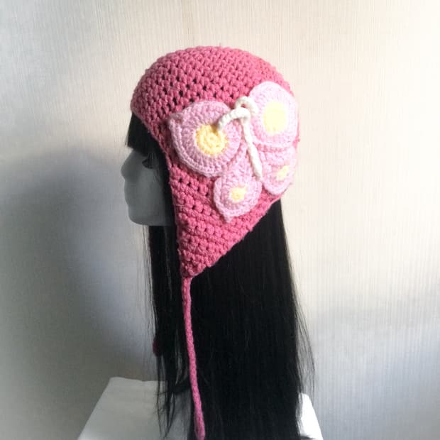  Butterfly point knit beanie